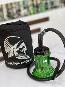 ست قلیان مسافرتی بدنه مشکی میانه مشکی شیشه ابروبادی سبز کد MOS113