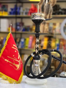 ست قلیان مینی پورش دیزاین بدنه مشکی نقره ای شیشه شفاف ته شیری دارای شلنگ و سری سیلیکونی ست قلیان مینی پورش دیزاین بدنه مشکی نقره ای شیشه شفاف ته شیری کد P107
