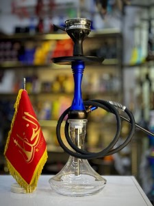 ست قلیان مینی الجمیرا بدنه مشکی آبی شیشه شفاف دارای شلنگ و سری سیلیکونی ست قلیان مینی الجمیرا بدنه مشکی آبی شیشه شفاف کد AL107