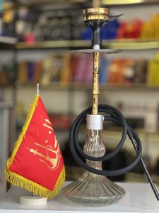 ست قلیان کارمانیا بدنه طلایی شیشه کریستال عسلی دارای شلنگ و سری سیلیکونی ست قلیان کارمانیا بدنه طلایی شیشه کریستال عسلی کد KA137