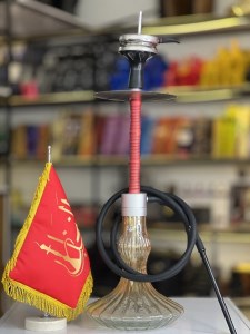 ست قلیان کارمانیا بدنه قرمز شیشه کریستال عسلی دارای شلنگ و سری سیلیکونی ست قلیان کارمانیا بدنه قرمز شیشه کریستال عسلی کد KA139