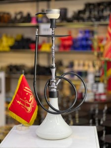 ست قلیان موسو بدنه نقره ای شیشه شیری دارای شلنگ و سری سیلیکونی ست قلیان موسو بدنه نقره ای شیشه شیری MO101
