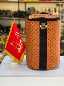 کیف قلیان ضربه گیردار لاین کینگ سایز بزرگ طرح لویی ویتون قهوه ای کد BG103